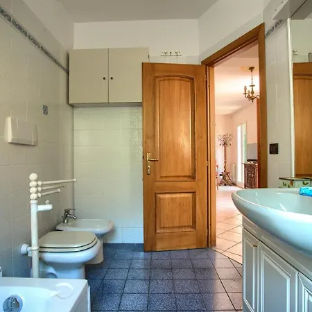 Casa Con Giardino, Garage, Wi-fi, 2 Bagni E Ac In Da Letto *