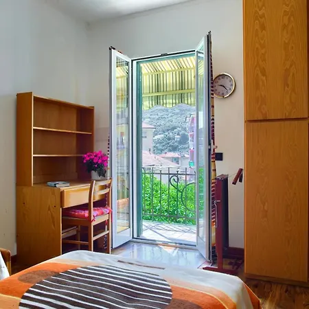 Casa Con Giardino, Garage, Wi-fi, 2 Bagni E Ac In Da Letto 別荘
