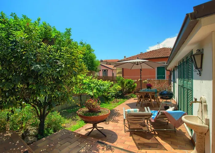 Сasa de vacaciones Casa Con Giardino, Garage, Wi-fi, 2 Bagni E Ac In Da Letto