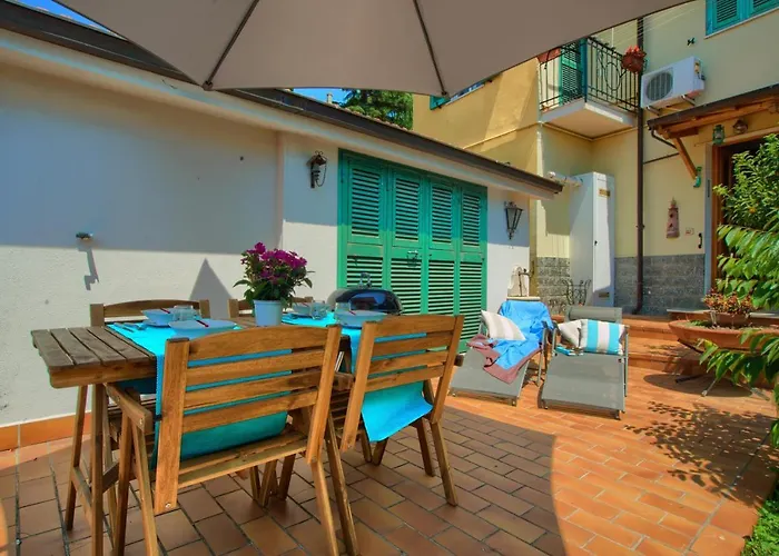 Casa Con Giardino, Garage, Wi-fi, 2 Bagni E Ac In Da Letto *