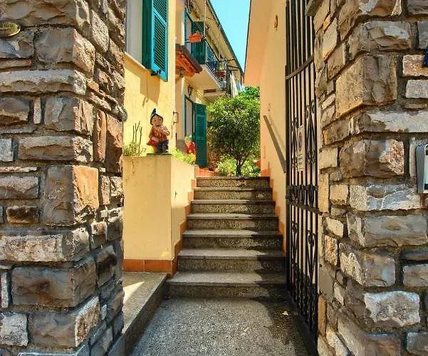 Feriehus Casa Con Giardino, Garage, Wi-fi, 2 Bagni E Ac In Da Letto