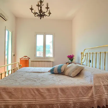 Nyaraló Casa Con Giardino, Garage, Wi-fi, 2 Bagni E Ac In Da Letto