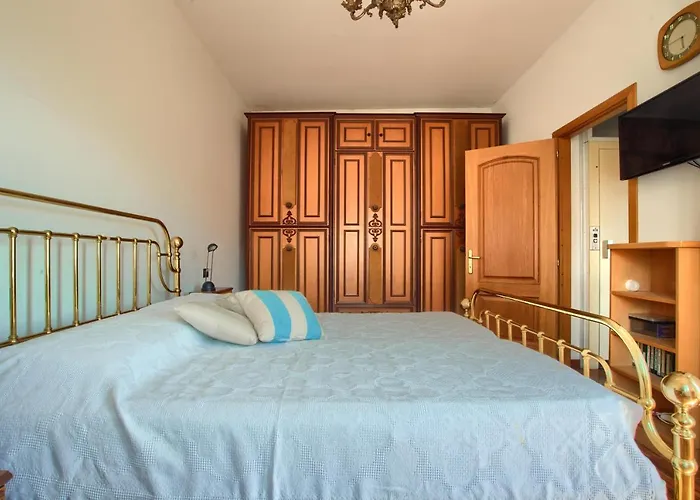 Casa Con Giardino, Garage, Wi-fi, 2 Bagni E Ac In Da Letto Σπίτι διακοπών *